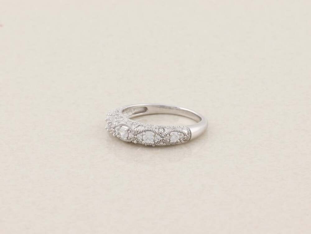 Sterling Silver Ornate Sparkly Cubic Zirconia Band Ring Size 8 - Picture 7 of 9